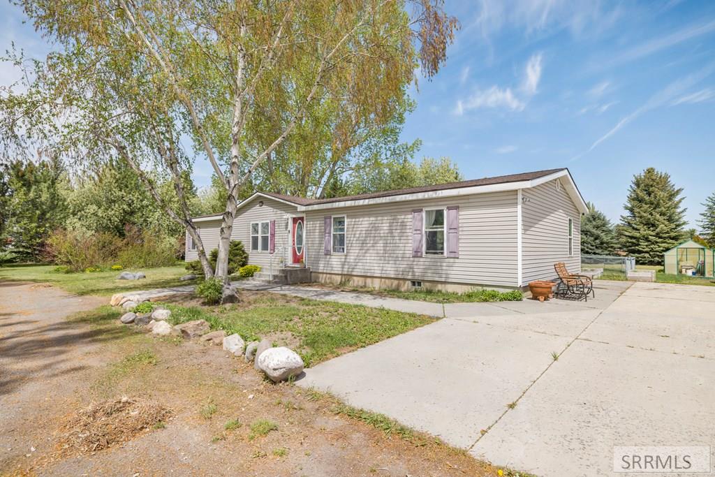 2952 W 3000 N, REXBURG, Idaho image 2