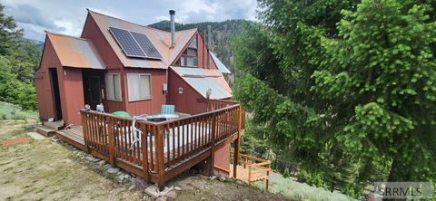 Photo of 58 Bighorn Drive, SALMON, ID 83467 (MLS # 2185582)