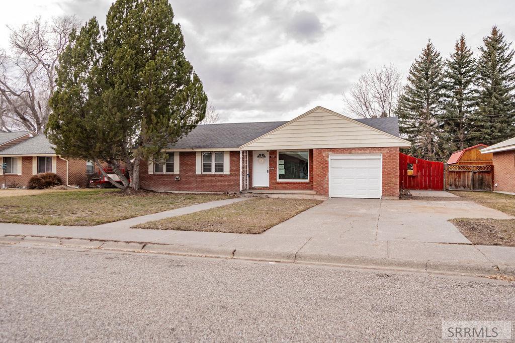 310 Linden Drive, IDAHO FALLS, Idaho image 1