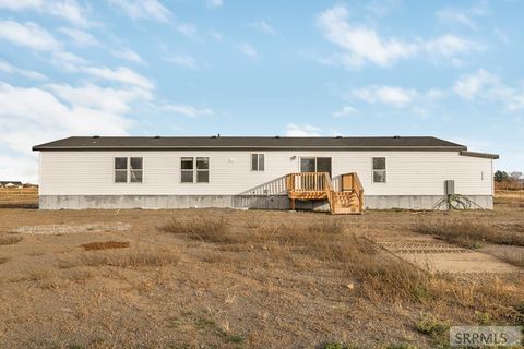 Photo of 2124 N 3000 W, REXBURG, ID 83440 (MLS # 2180762)