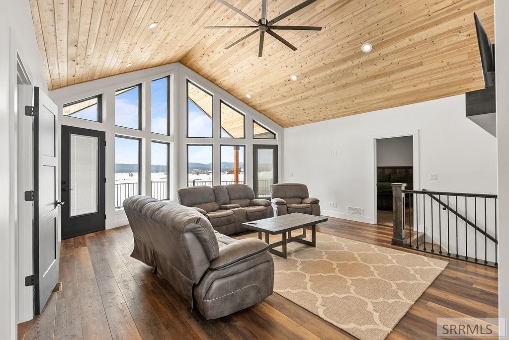 3425 Kestrel Ct, ISLAND PARK, Idaho image 34