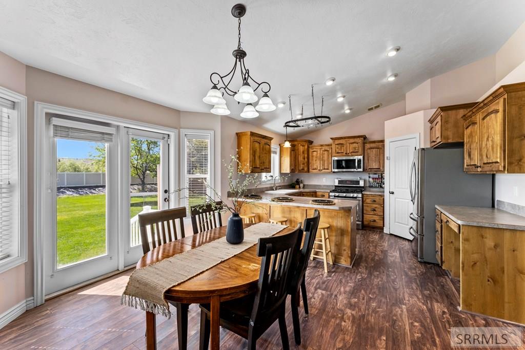 5555 S Veil Drive, IDAHO FALLS, Idaho image 7