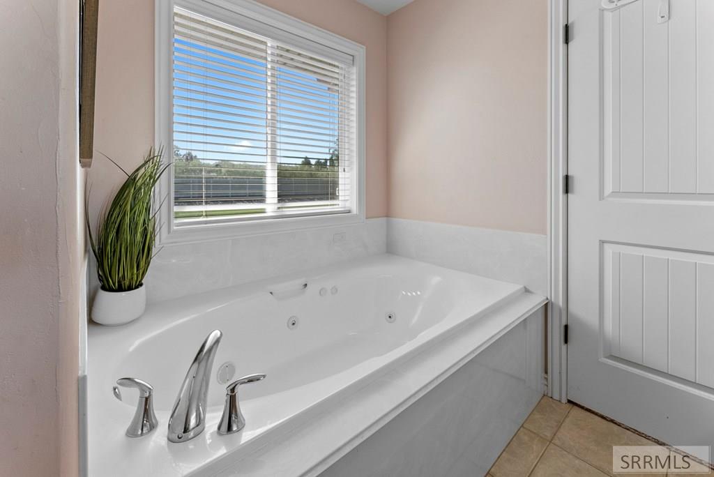5555 S Veil Drive, IDAHO FALLS, Idaho image 13