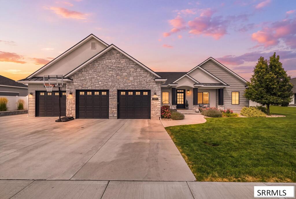 3873 Pond View Drive