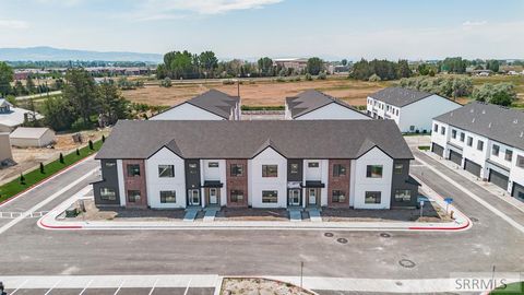 Photo of 1272 Meadow Edge Ct, IDAHO FALLS, ID 83402 (MLS # 2178649)