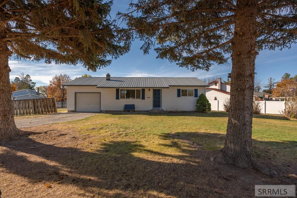 5186 Scoresby Avenue, IONA, Idaho image 3