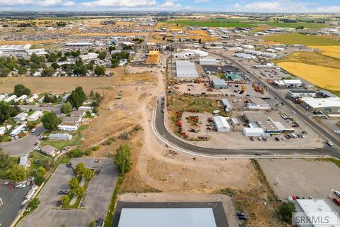 Photo of 1919 N Woodruff Circle, IDAHO FALLS, ID 83401 (MLS # 2178656) Photo of 1919 N Woodruff Circle, IDAHO FALLS, ID 83401 (MLS # 2178656)