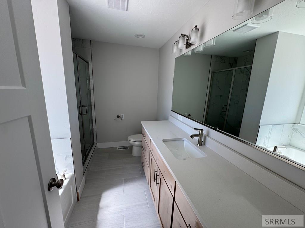401 Wind River Drive, SHELLEY, Idaho image 10