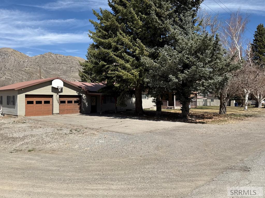 3060 W 2500 N, ARCO, Idaho image 1