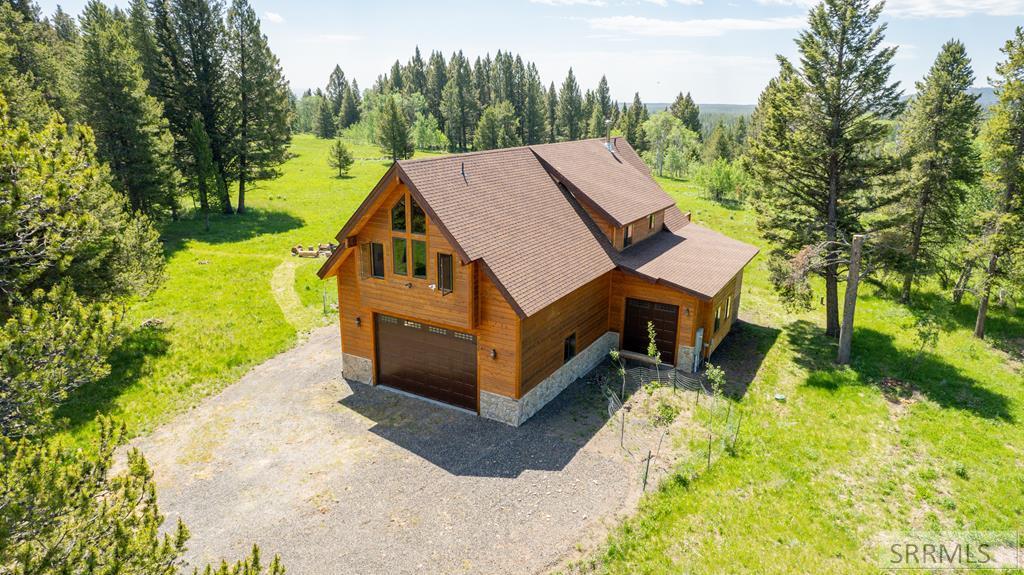3936 Wise Owl Way, ISLAND PARK, Idaho image 2