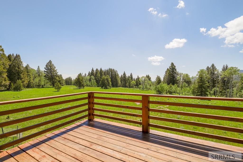 3936 Wise Owl Way, ISLAND PARK, Idaho image 7