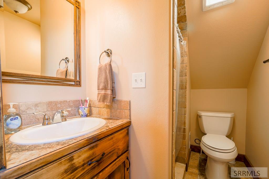 3936 Wise Owl Way, ISLAND PARK, Idaho image 13