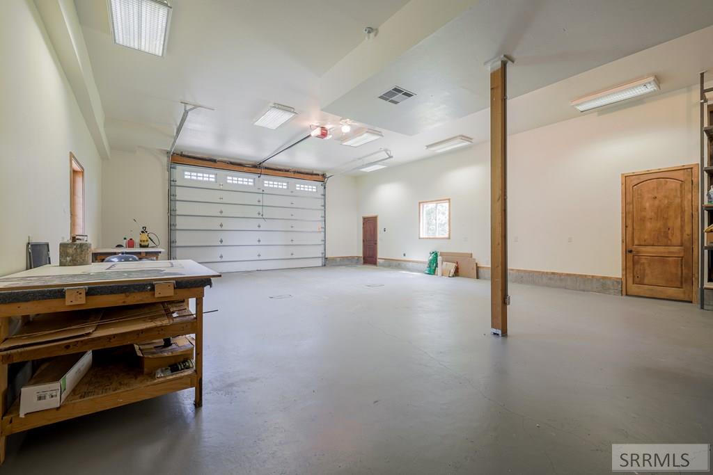 3936 Wise Owl Way, ISLAND PARK, Idaho image 34