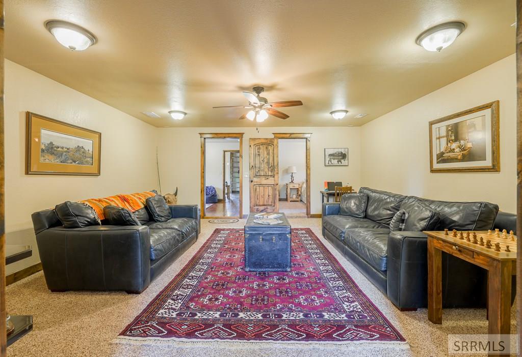 3936 Wise Owl Way, ISLAND PARK, Idaho image 15