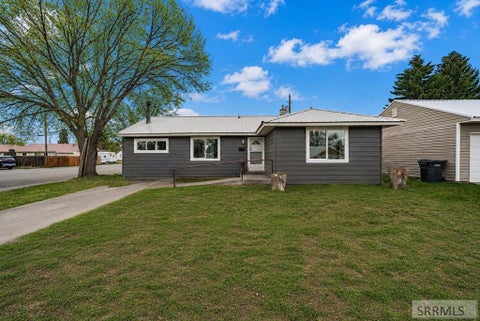 Homes For Sale - 201 Alpine Drive<br/> IDAHO FALLS, ID 83403