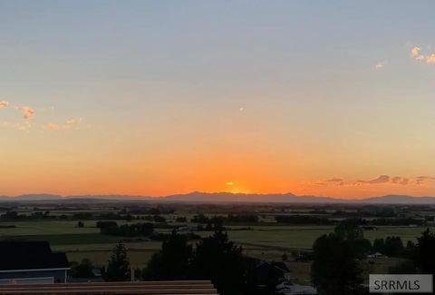 Photo of 5770 N Enos Dr, IDAHO FALLS, ID 83401 (MLS # 2180838)