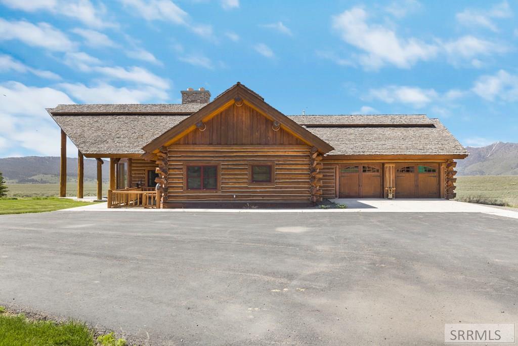 3755 Fisher Pointe Drive, ISLAND PARK, Idaho image 4