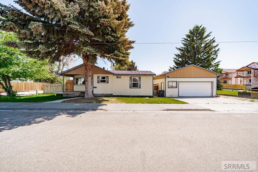 365 W Anderson St, IDAHO FALLS, Idaho image 1