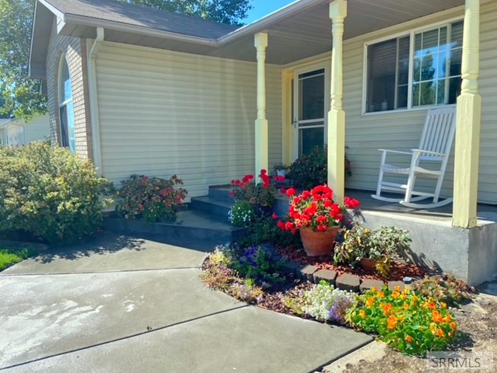 365 Centennial Drive, BLACKFOOT, Idaho image 5