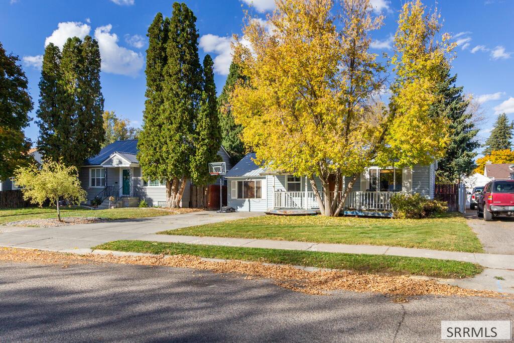 437 6th Street