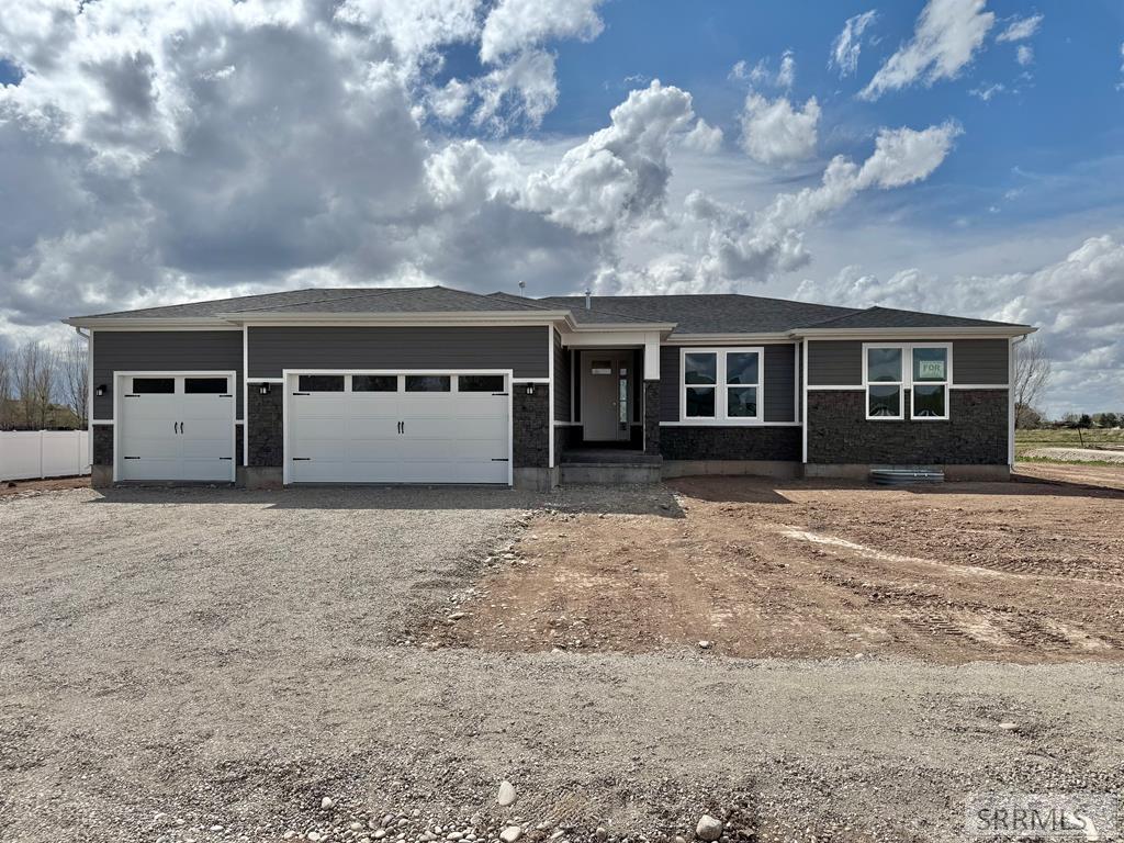 3603 Elim Lane, IONA, Idaho image 1