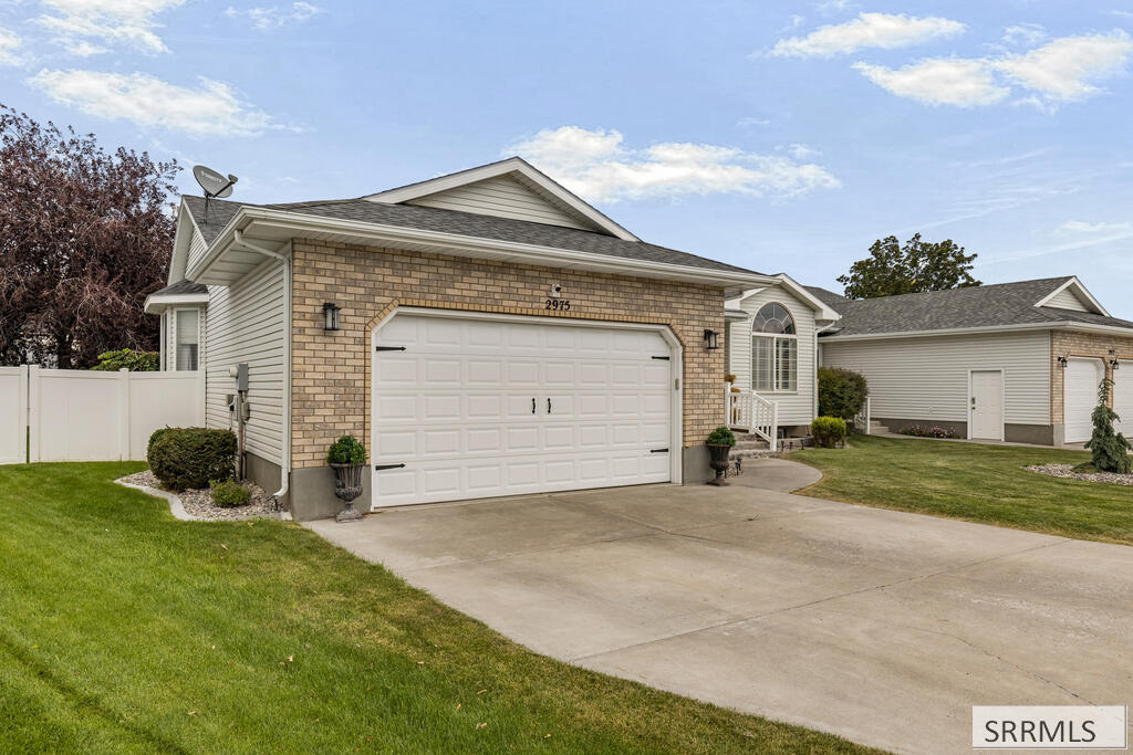 2975 Courtyard Circle