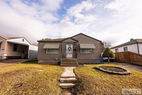Photo of 432 Franklin Ave, POCATELLO, ID 83201 (MLS # 2181197)