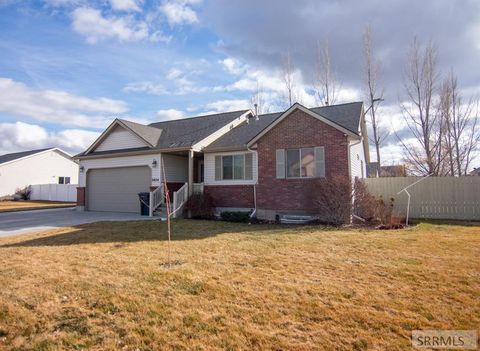 Photo of 3824 Deer Stream Drive, IDAHO FALLS, ID 83401 (MLS # 2182038)