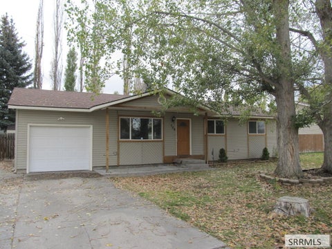 Photo of 720 N Crimson Drive, IDAHO FALLS, ID 83401 (MLS # 2189812)