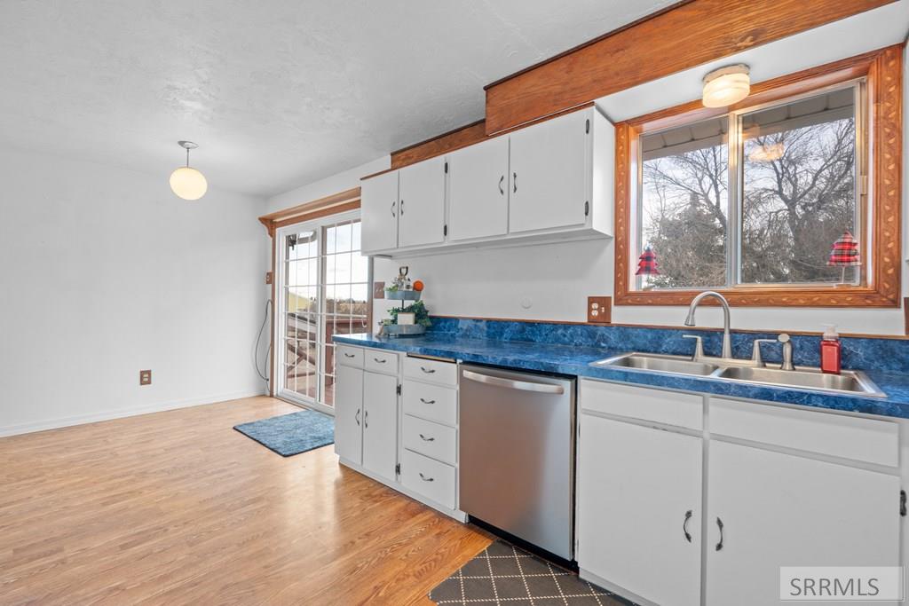 Rigby, Idaho 83442, United States, 3 Bedrooms Bedrooms, ,1 BathroomBathrooms,Residential,Pending,253868