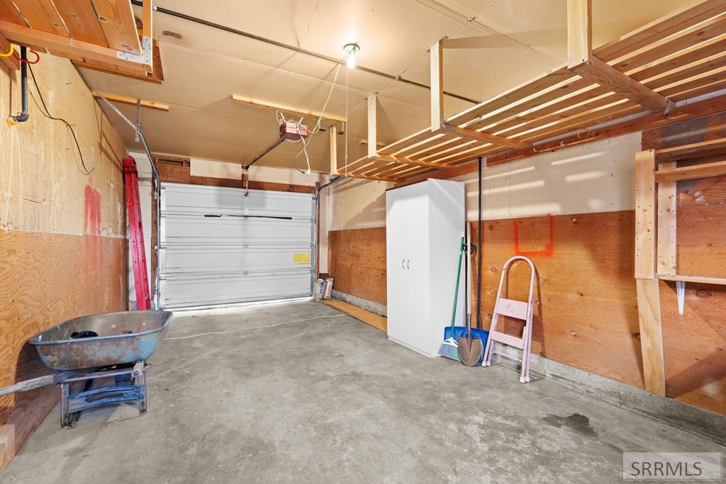 Rigby, Idaho 83442, United States, 3 Bedrooms Bedrooms, ,1 BathroomBathrooms,Residential,Pending,253868