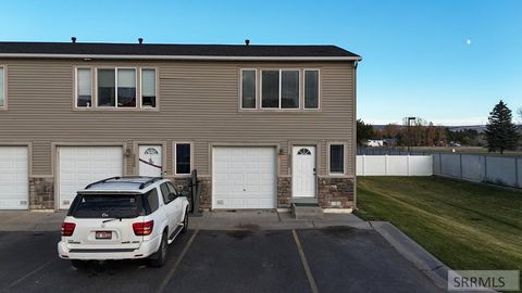 3532 Greenfield Drive AMMON ID 83406