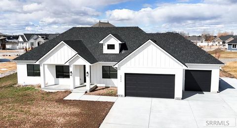 5804 Dune Village Way IDAHO FALLS ID 83404