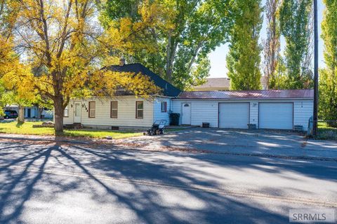 Photo of 1182 S Meridian Street, BLACKFOOT, ID 83221 (MLS # 2180076)