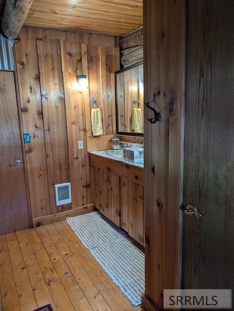 7 E Sheep Creek Loop, NORTH FORK, Idaho image 23