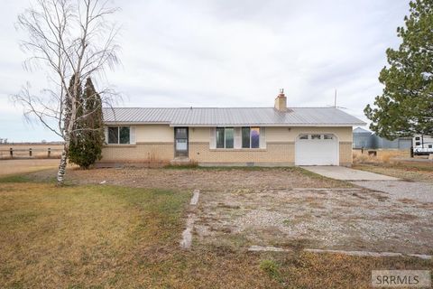 Photo of 14389 N 5th W, IDAHO FALLS, ID 83401 (MLS # 2181101)