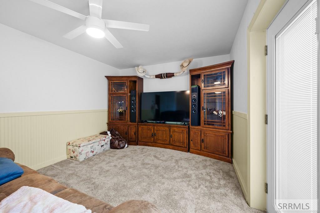 2977 N 2000 W, REXBURG, Idaho image 33