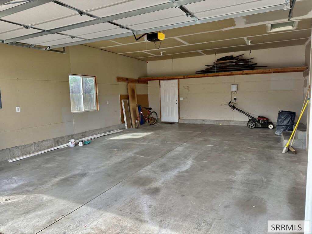 534 Holladay Drive
