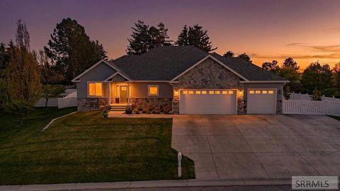 Photo of 11287 Augusta Drive, IDAHO FALLS, ID 83404 (MLS # 2185822)