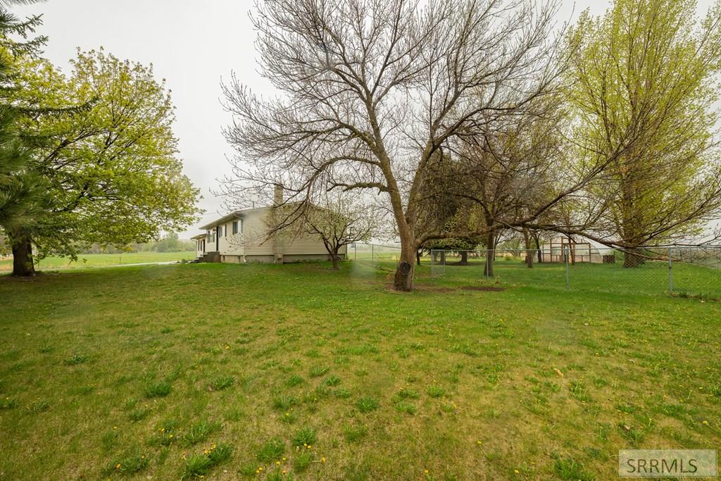 5988 E Iona Road, IDAHO FALLS, Idaho image 11