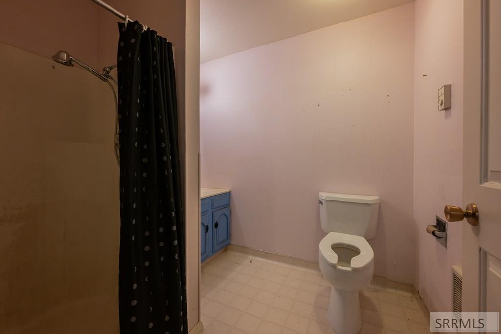 5988 E Iona Road, IDAHO FALLS, Idaho image 39