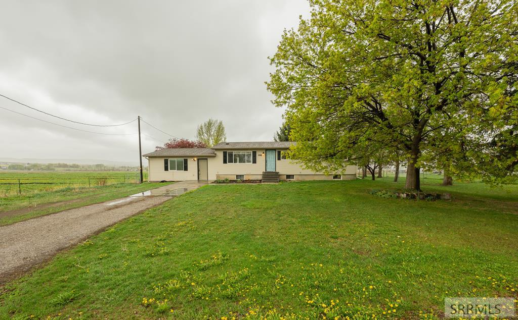 5988 E Iona Road, IDAHO FALLS, Idaho image 1