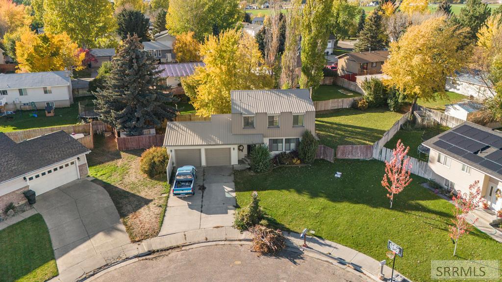 203 Hummingbird Place