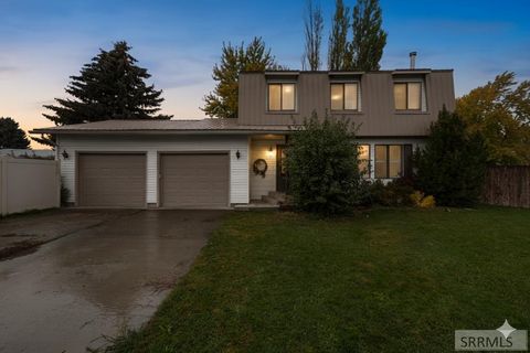 203 Hummingbird Place SHELLEY ID 83274