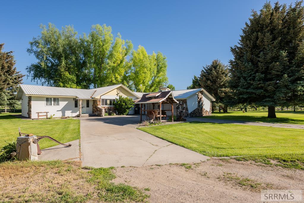 695 N 550 E, FIRTH, Idaho image 1