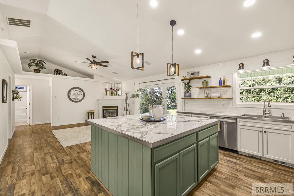 3863 E 300 N, RIGBY, Idaho image 2