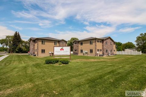 Photo of 177 S 4th West, REXBURG, ID 83440 (MLS # 2179885)