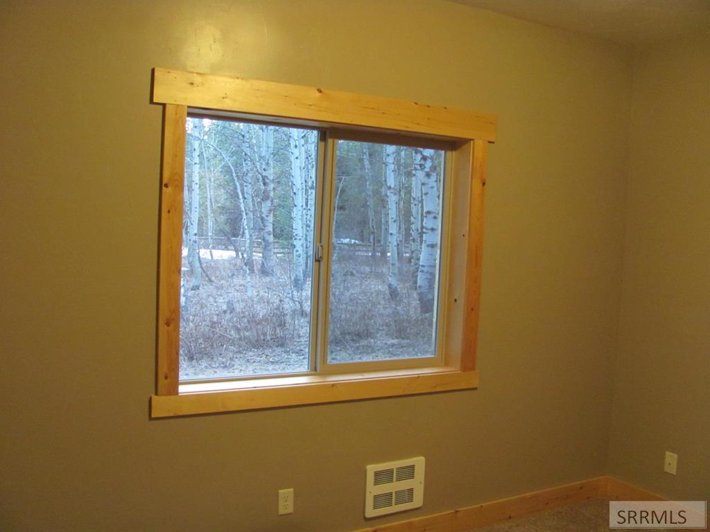 4336 Brodys Bend, ASHTON, Idaho image 26