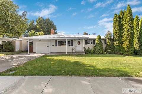 Photo of 1873 Charlene Street, IDAHO FALLS, ID 83402 (MLS # 2179586) Photo of 1873 Charlene Street, IDAHO FALLS, ID 83402 (MLS # 2179586)