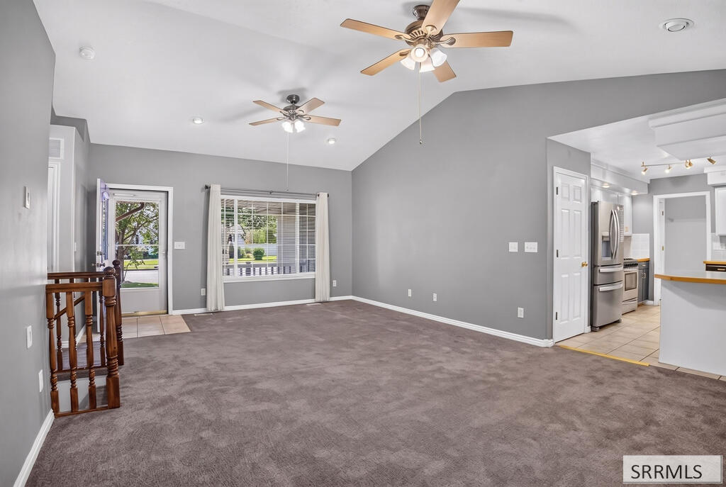 3865 Orchard Circle